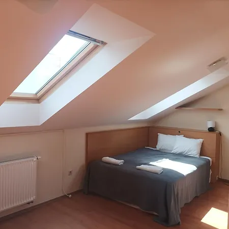 Apartment At Nagymezo Street Budapest